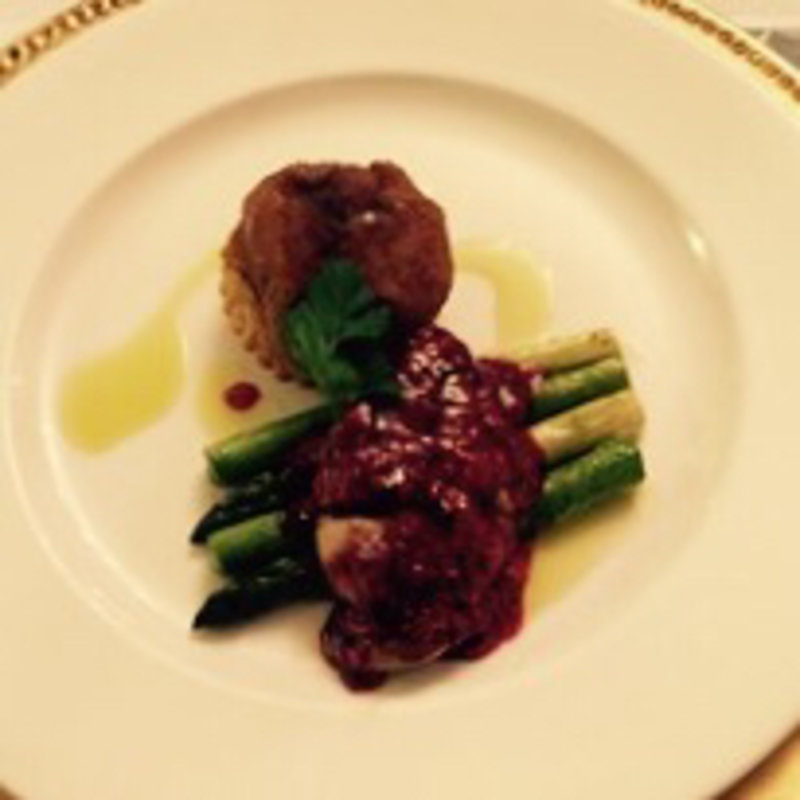 アスパラガスの前菜(Ravi Provencau)