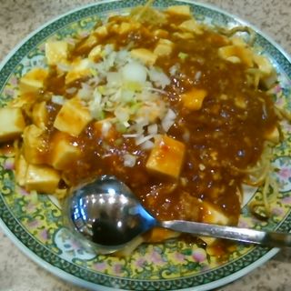 麻婆焼きそば(タンタン麺で有名な パンダ)