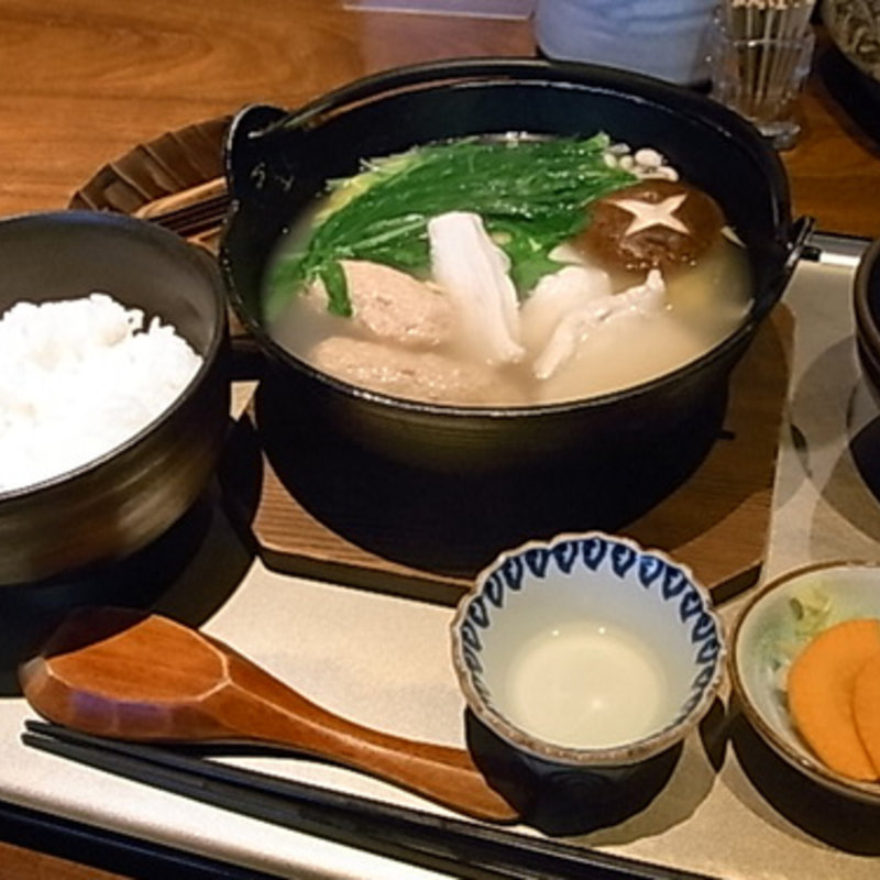 あったかつくね鶏白鍋(宮崎地鶏 旬彩 神楽 市兵衛町 )