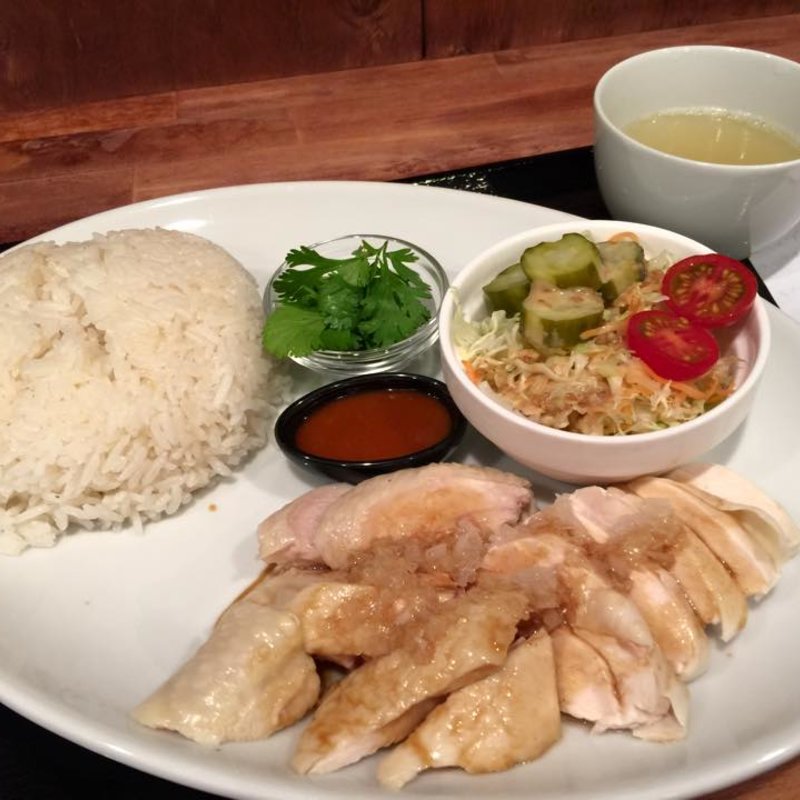 シンガポールチキンライス(ハイナン チキン )