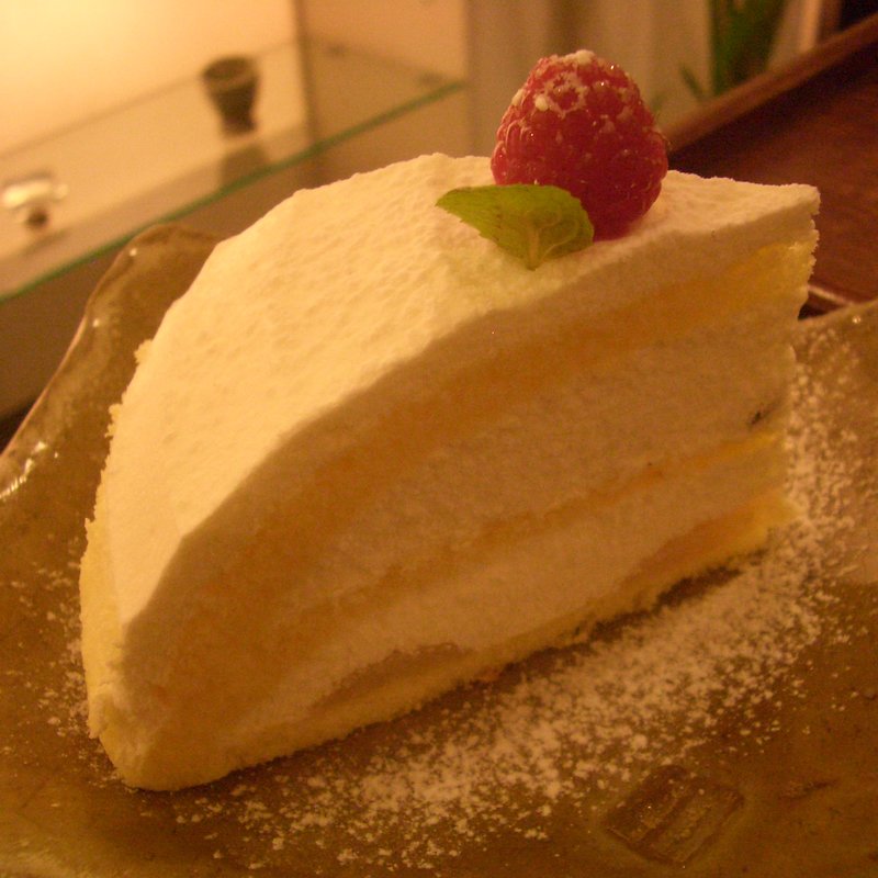 ミルクのズコット(うつわcafeと手作り雑貨の店 ゆう 大阪梅田店)