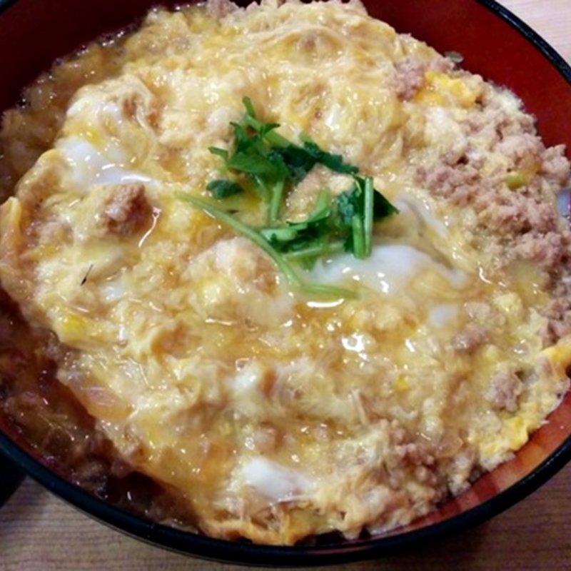 鶏そぼろ親子丼(伊勢 小伝馬町店)