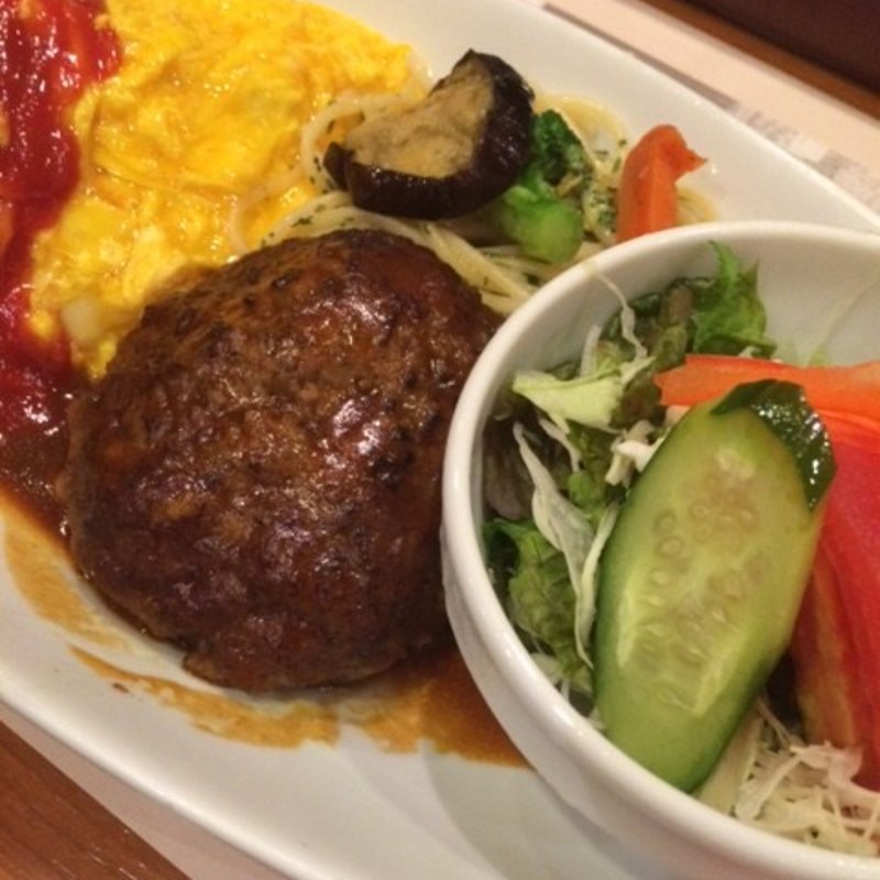 ハンバーグステーキプレート(レストラン スター 京極店 （Restaurant STAR）)