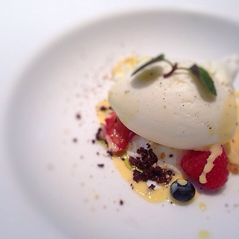 塩ミルクのアイスクリーム(ランス・ヤナギダテ)