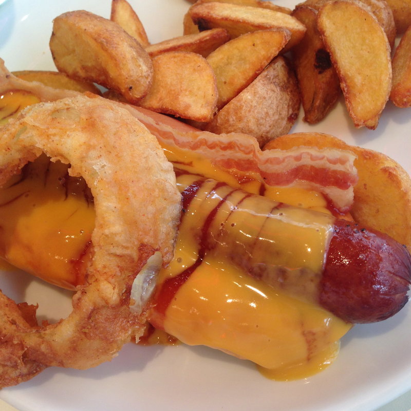 テキサスバーベキュードッグ(ティービーシーダイナー TBCDINER ラゾーナ川崎店)