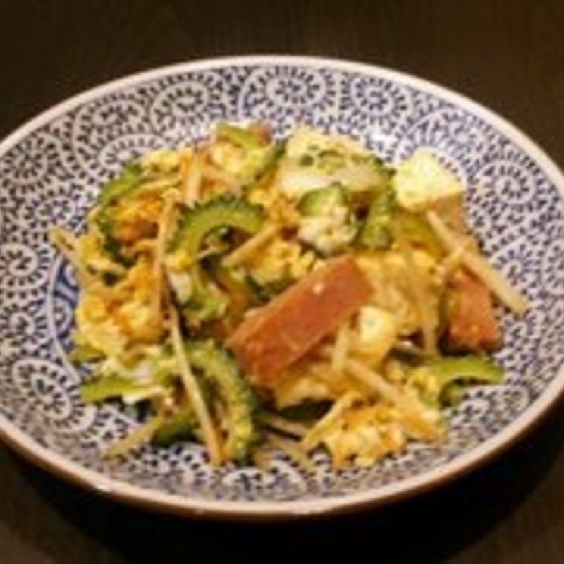 ゴーヤーちゃんぷるー(katsu-ya （カツヤ）)