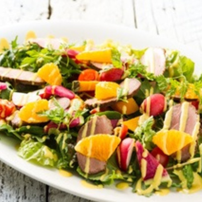 彩り華やかな根菜と鴨のサラダ オレンジソース(ワールドキッチン （WORLD KITCHEN）)