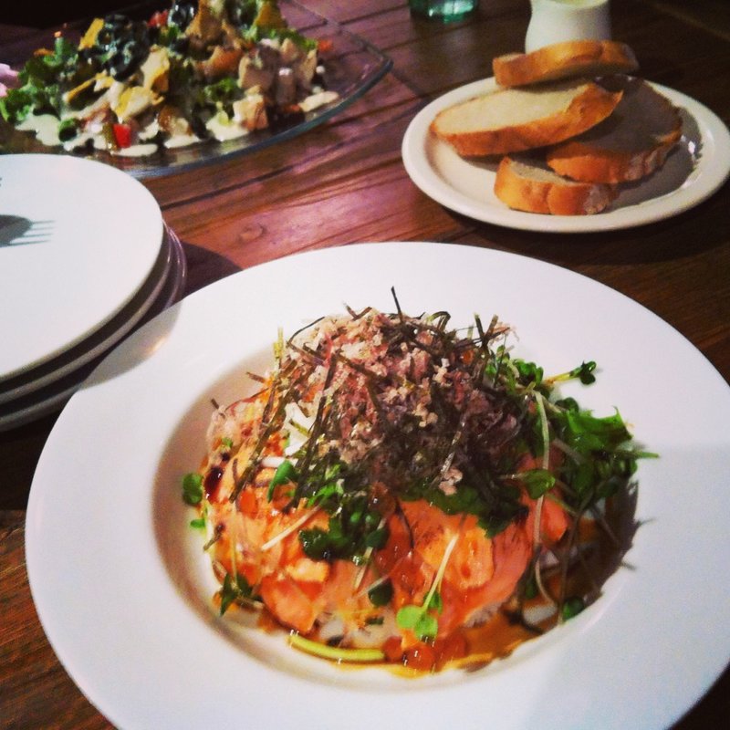 サーモンといくらの親子丼(Dexee Diner)