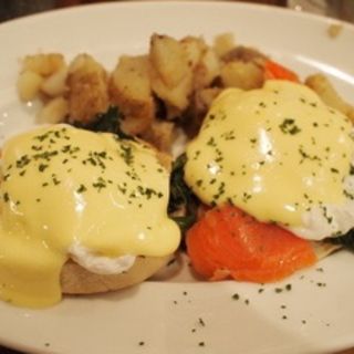 エッグベネディクト(バビーズ ランドマークプラザ （Bubby's）)