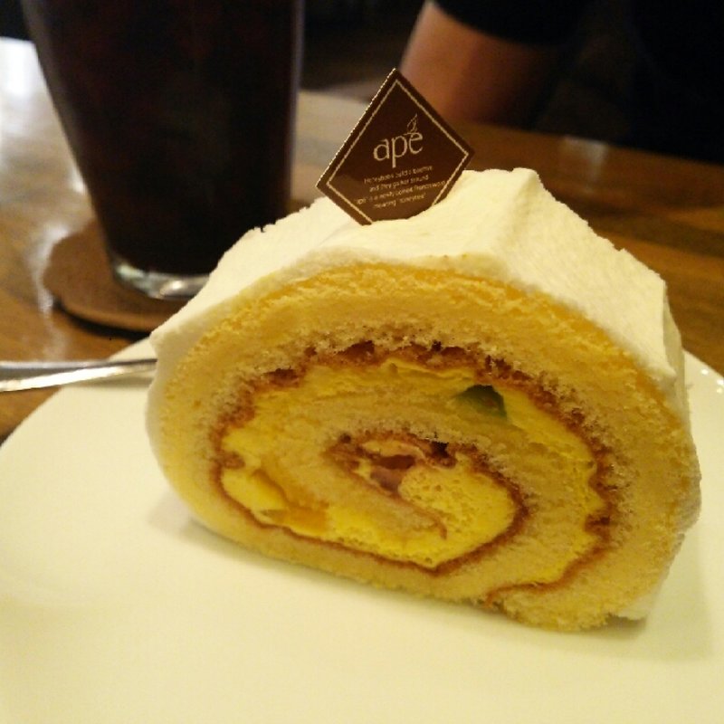 フルーツロールケーキ(ape beauty WORLD 那珂店)