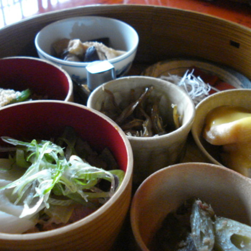 たねや膳（バームクーヘン豚生姜焼付）(たねや日牟禮の舎 )