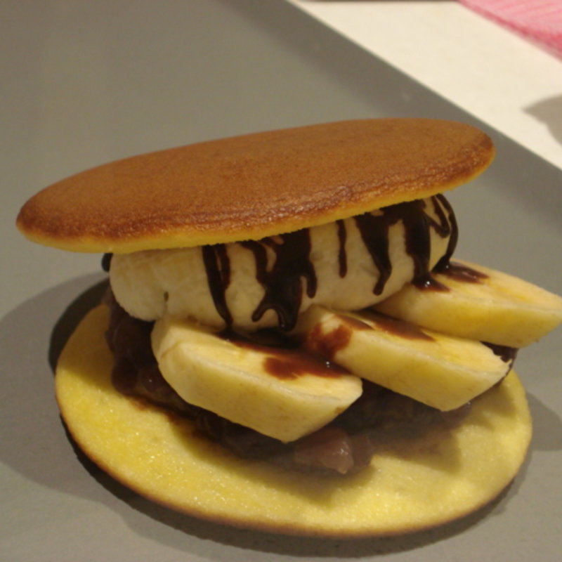 生どら（バナナ）(ラ・コリーナ 近江八幡店 （La Collina）)