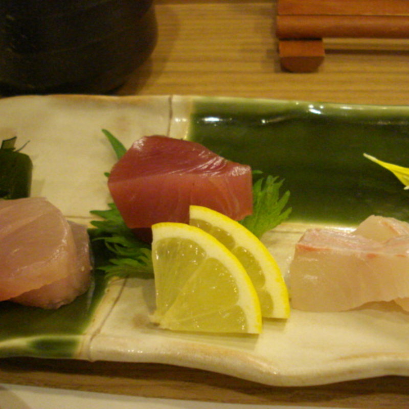 お造り盛り合わせ(すし処 つま美)