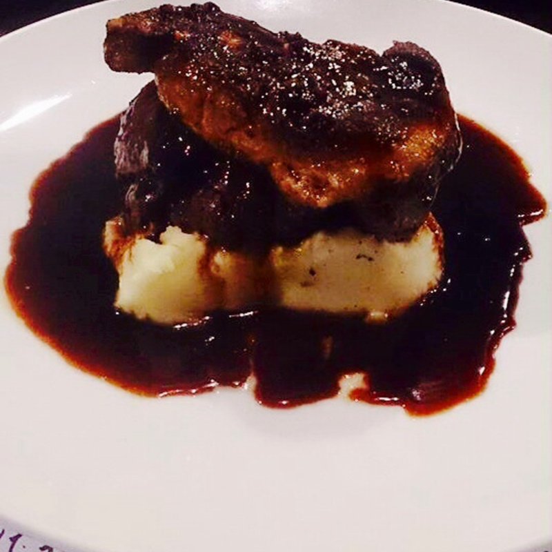 フォアグラと牛フィレ肉のロッシーニ風(てっぺん 桑名店 )