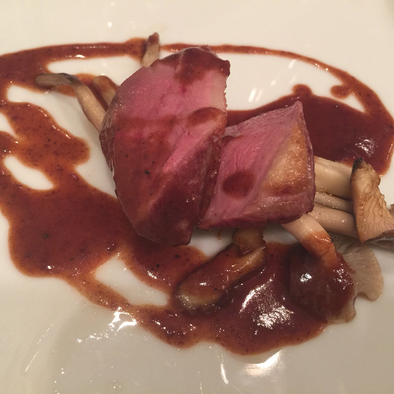 フランス産仔鴨のロースト(Lago 本店 （ラーゴ）)