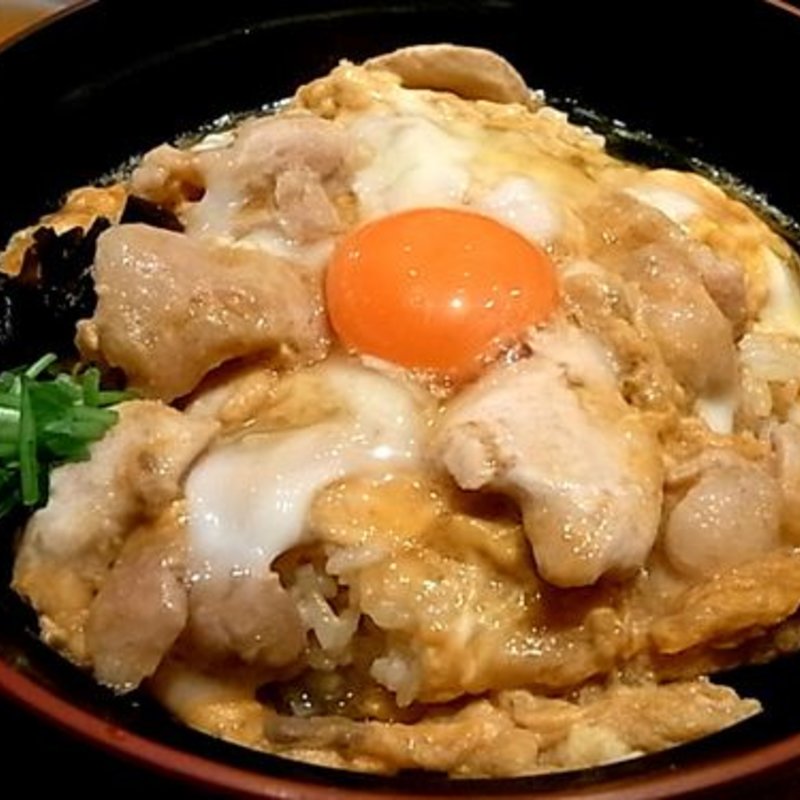 名物親子丼(鶏匠 たけはし)