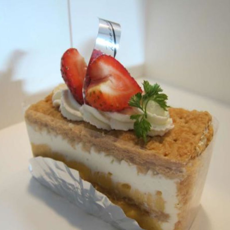 ミルフィーユ(パティスリー　モンハイム)