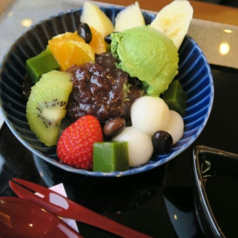 クリームあんみつ(茶寮　わた屋)