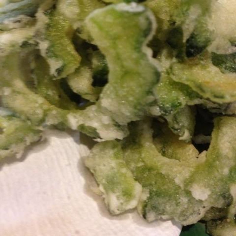 ゴーヤチップス(沖縄料理くろまやー（黒猫屋）)