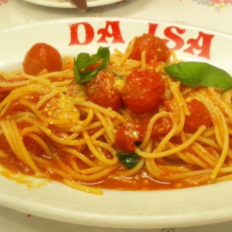 フレッシュトマトとバジルのロングパスタ(Pizzeria e Trattoria da ISA)