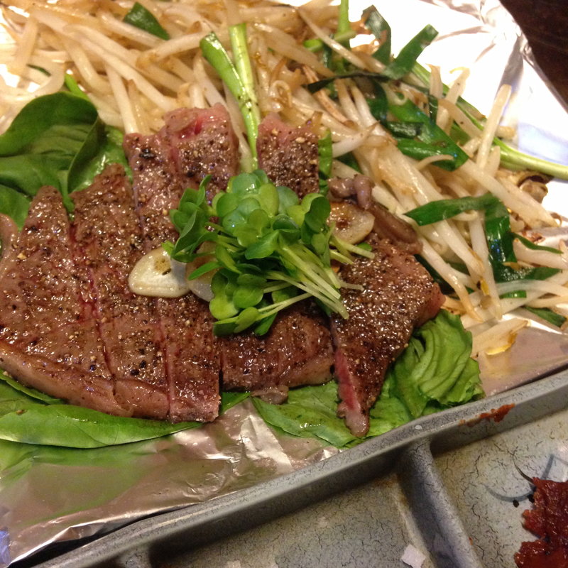 黒毛和牛のステーキ(鉄板焼屋 人生の楽園 （じんせいのらくえん）)