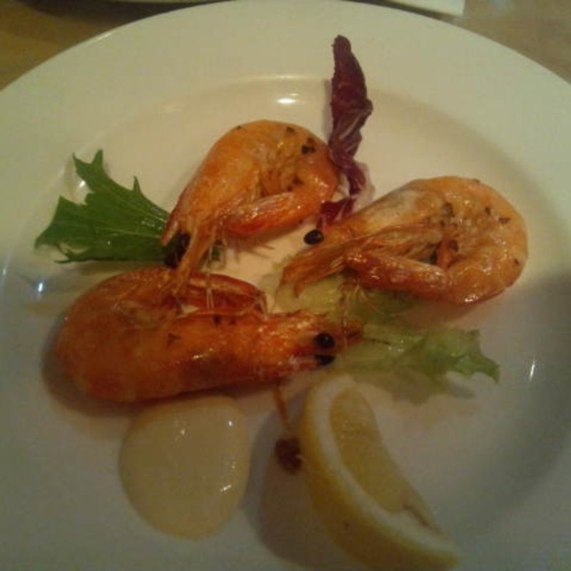 天使の海老にんにくオリーブオイル焼き(ウン・ベシート)