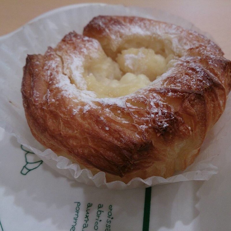 リンゴのデニッシュ(パリクロアッサン 港北)