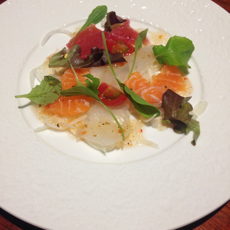 中央市場からの新鮮カルパッチョ(飯家おかん ひま和り （ヒマワリ）)