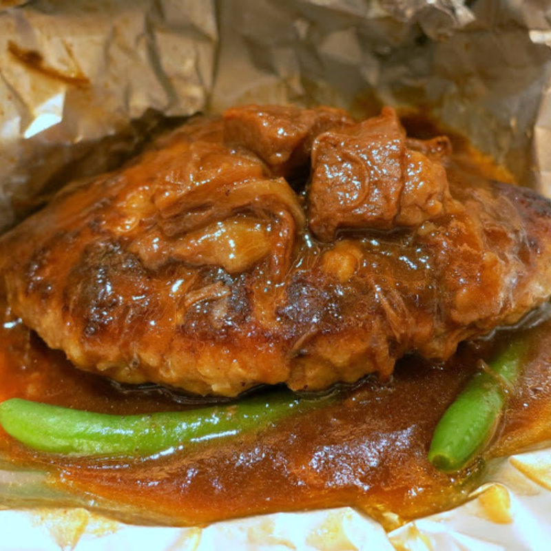 自家製デミグラスソースのハンバーグステーキ　(グリル ドミ コスギ （Grill Domi Kosugi）)