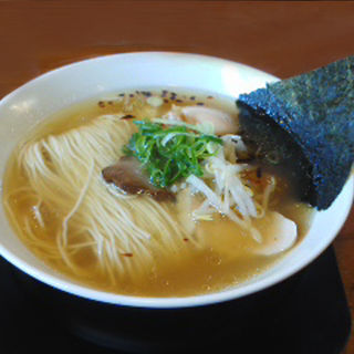 あじ玉塩そば(麺や食堂)