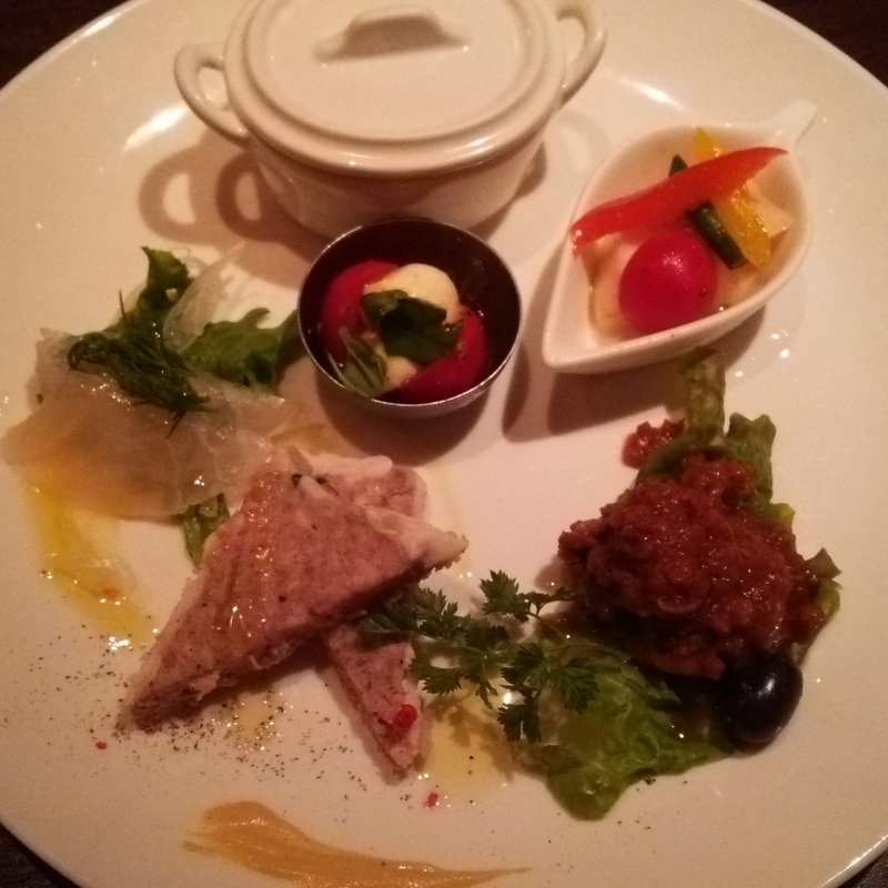 前菜6種盛り合わせ(オステリア ミオバール)