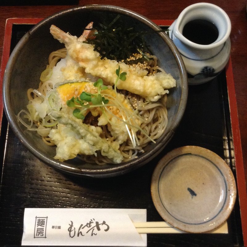 海老おろしそば　海老天2尾と大根おろし(十割蕎麦　もんぜんや)