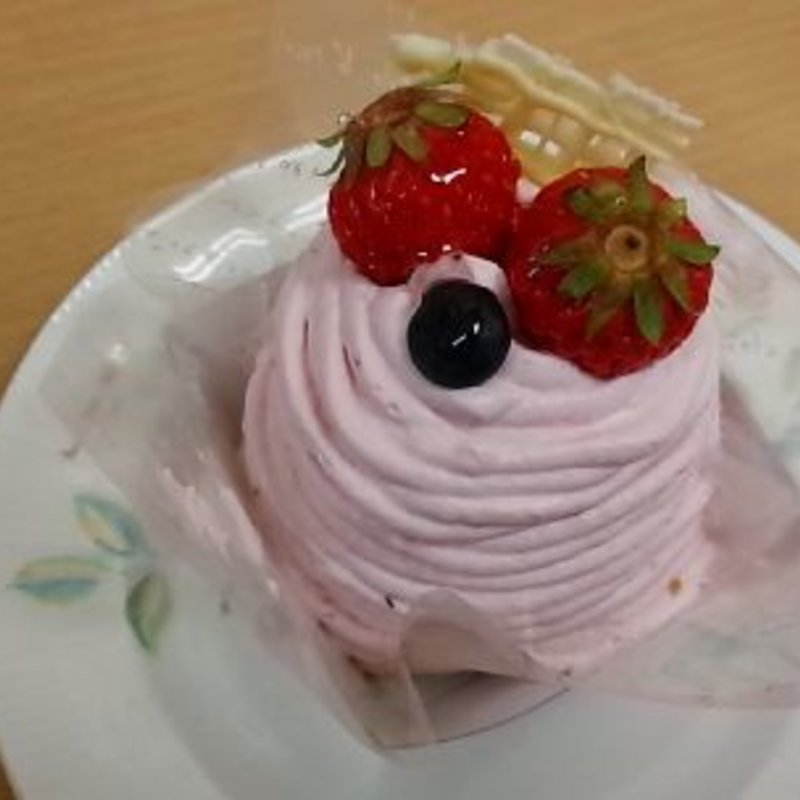 いちごモンブラン(（株）大麦工房ロア)