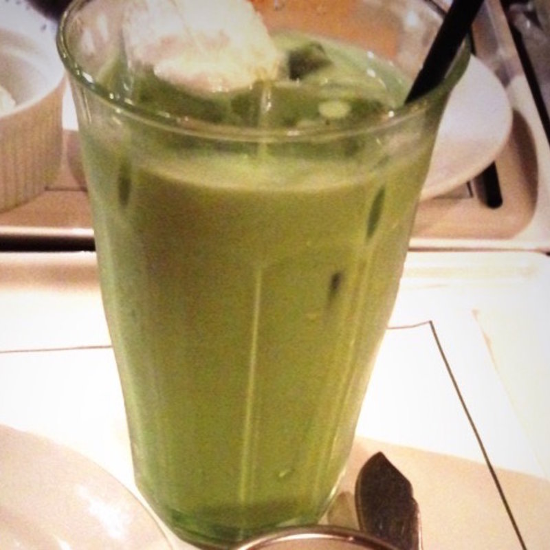 アイス抹茶パールミルクティ(人間関係 cafe de copain)