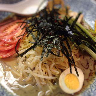 ゴマだれ冷やし中華(ラーメン専門・昭和居酒屋 | 元祖札幌や)