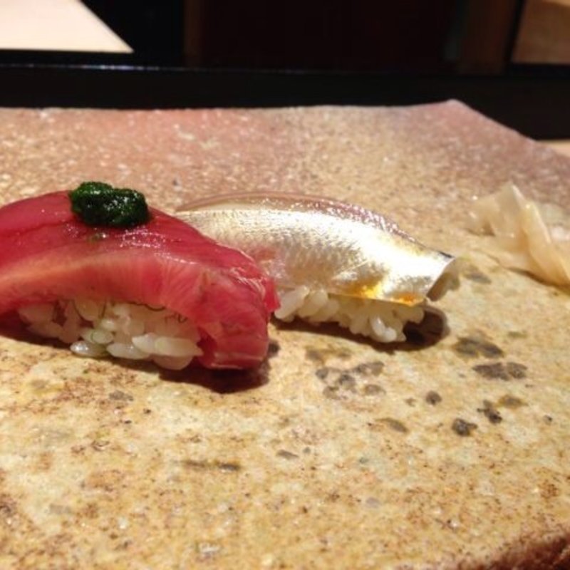 鮨