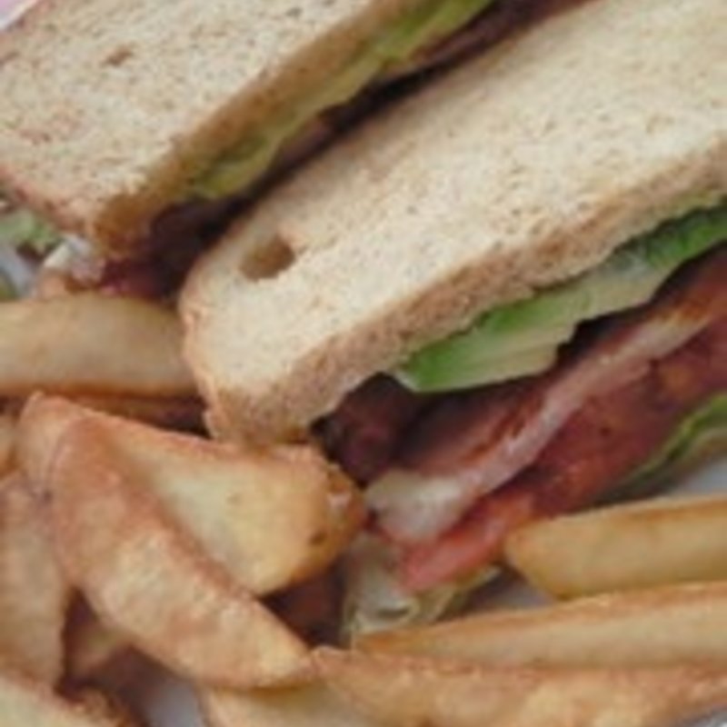 BLTアボカドサンド(テディーズビガーバーガー 横浜港北店 （【旧店名】アロハビーチカフェ）)