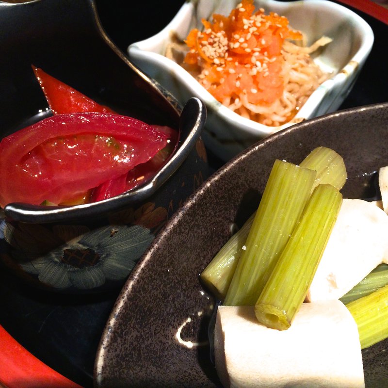 おばんざいい三種盛り(ろばた 翔 )