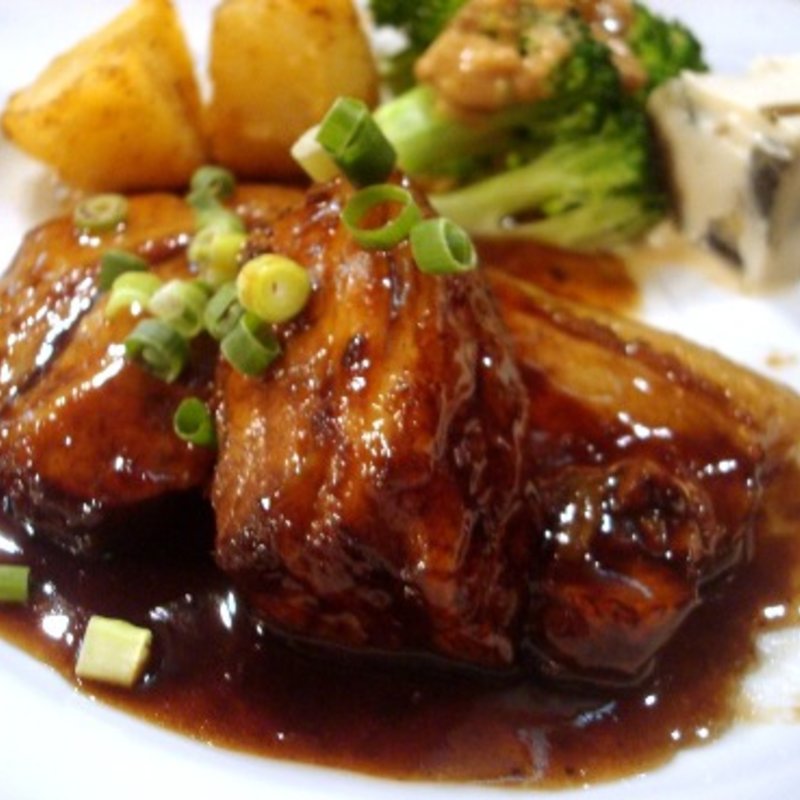 豚三枚肉の黒酢ソテー(丹華麗)