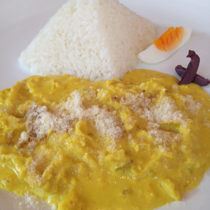 アヒ・デ・ポヨ(ジャイタイナスカ)