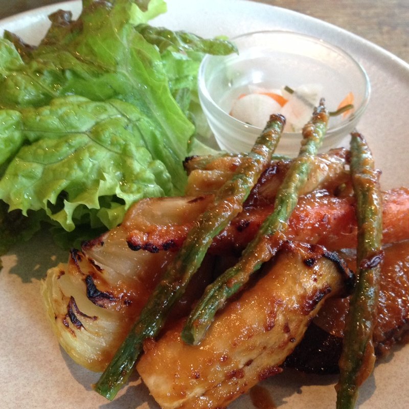 野菜のロースト玄米甘酒ソース(daylight kitchen)