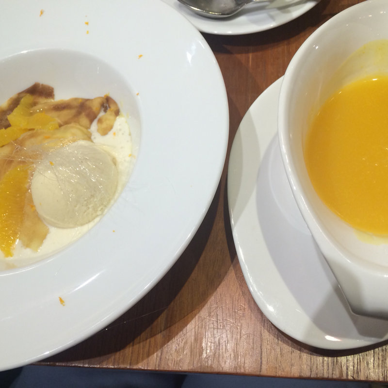 クレープシュゼット(ラ テラス カフェ エ デセール （La Terrasse Cafe et dessert）)