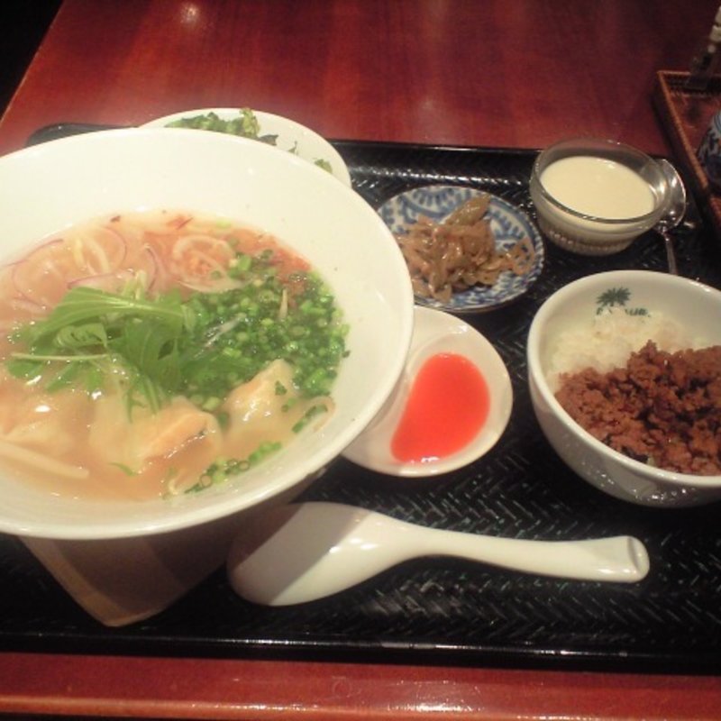 ランチセット（フォー）(パパイヤリーフ 日比谷シャンテ店 )