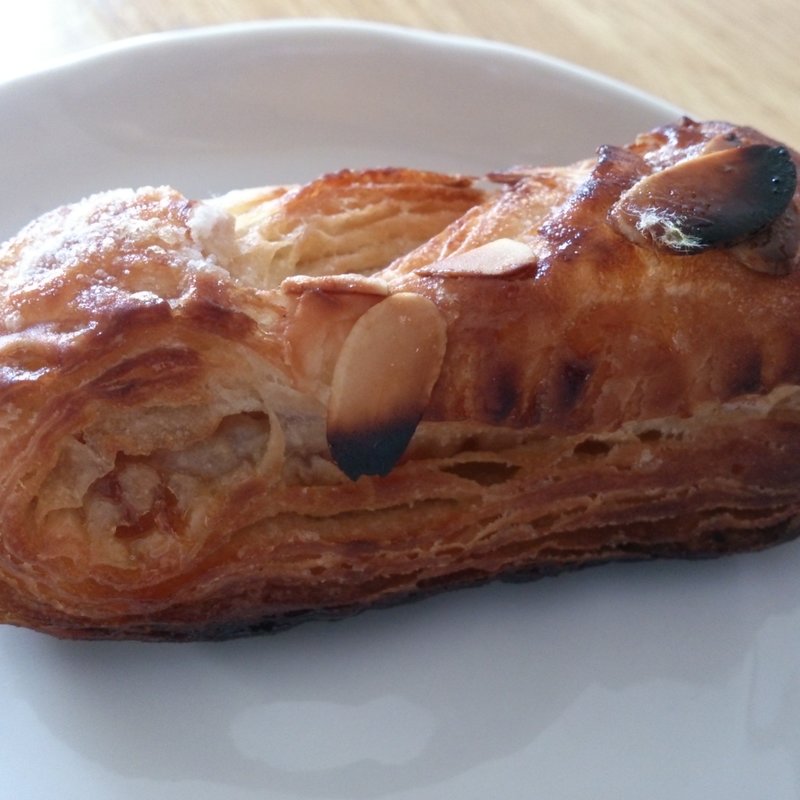 オレンジピールのデニッシュ(森パン)