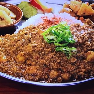 ひよこ豆入り豚肉のキーマカリー(アララギ )