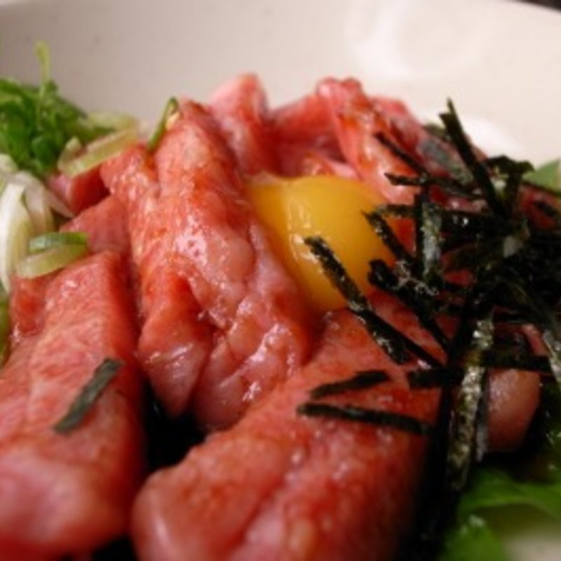 ユッケ　(焼肉のリッチ)