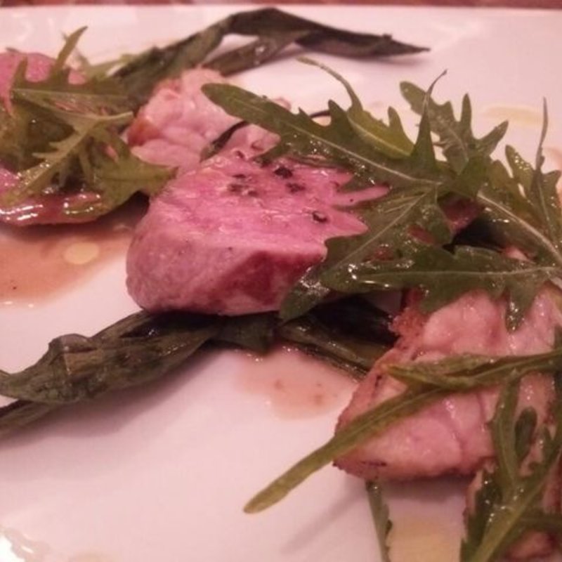 仔牛とリードヴォーの炭火焼(ファットリーア エッセ)