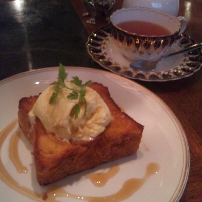 CHACHAトースト(チャ　チャ （CHA CHA）)