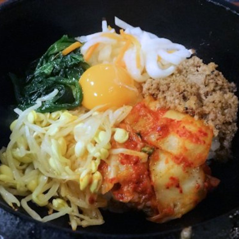 石焼ビビンバ(李苑 （リーエン）)