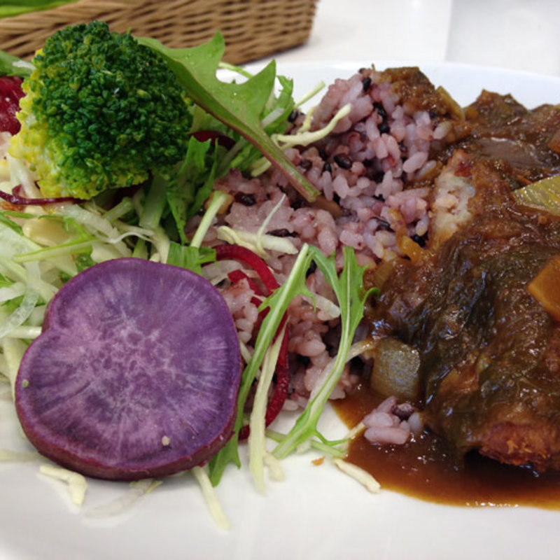 武蔵野野菜と豆乳とひよこ豆のカツカレー(dono （ドーノ）)